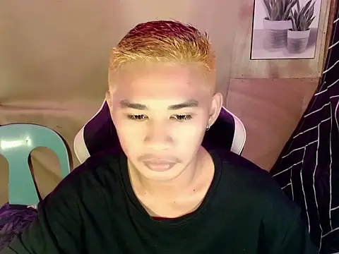 Snapshot of asianhardcock25 chatting on September 2025 01:44:02 PM asianhardcock25 online show from September 2025 01:44:02 PM