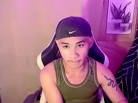 Snapshot of asianhardcock25 chatting on September 2025 04:54:02 PM asianhardcock25 online show from September 2025 04:54:02 PM