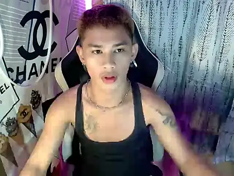 asianhardcock25 online show from December 2025 08:35:02 PM