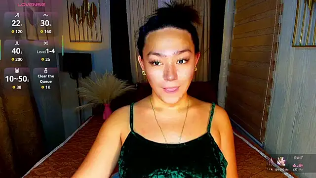 hot wildivana online show from April 2026 04:08:01 AM