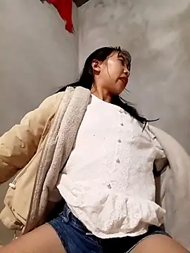 emaame68 online show from October 2025 12:57:02 PM