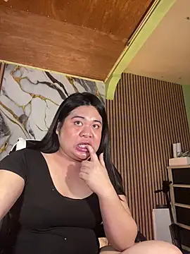 Im ur mother online show from February 2026 07:14:01 PM