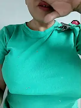 Shiny Babe online show from March 2026 03:53:02 AM