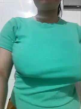 Shiny Babe online show from February 2026 04:00:01 AM