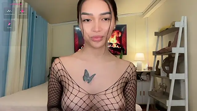 Snapshot of _agatha143_ chatting on July 2026 10:43:02 AM agatha143 online show from July 2026 10:43:02 AM