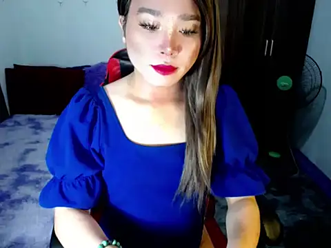 Snapshot of Urassiansweetcummer chatting on November 2025 01:10:02 AM Urassiansweetcummer online show from November 2025 01:10:02 AM