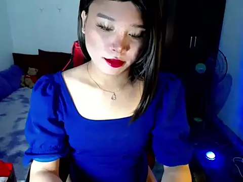 Snapshot of Urassiansweetcummer chatting on July 2026 01:12:02 AM Urassiansweetcummer online show from July 2026 01:12:02 AM