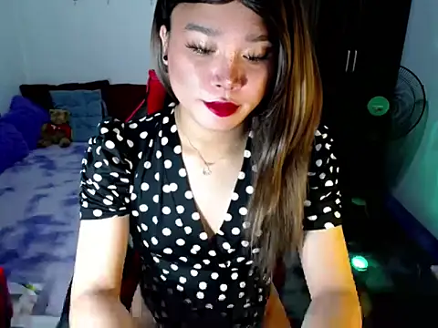 Snapshot of Urassiansweetcummer chatting on March 2026 08:16:02 PM Urassiansweetcummer online show from March 2026 08:16:02 PM