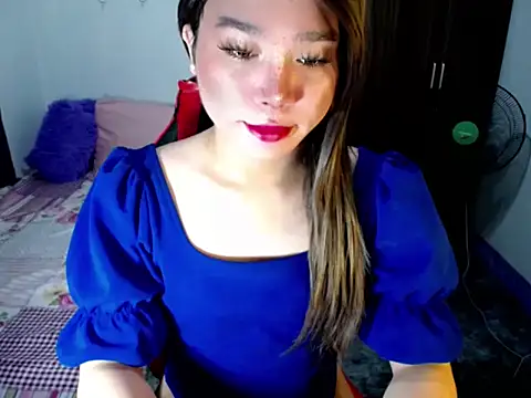 Urassiansweetcummer online show from October 2025 02:13:02 AM