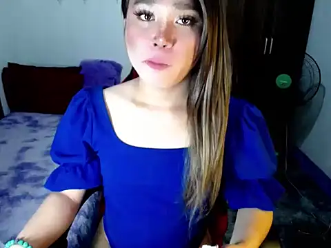 Snapshot of Urassiansweetcummer chatting on November 2025 01:55:02 AM Urassiansweetcummer online show from November 2025 01:55:02 AM