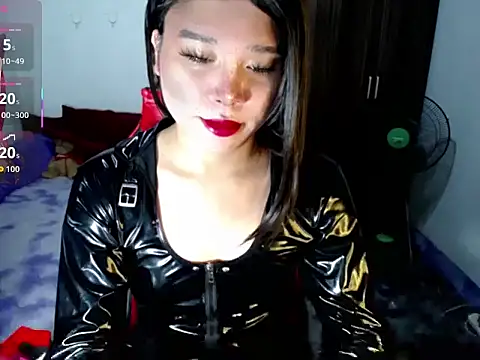 Snapshot of Urassiansweetcummer chatting on July 2026 01:46:02 AM Urassiansweetcummer online show from July 2026 01:46:02 AM
