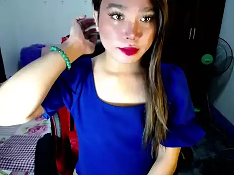 Urassiansweetcummer online show from October 2025 01:51:02 AM