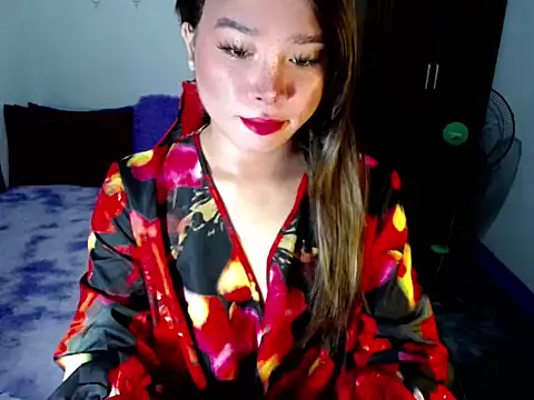 Snapshot of Urassiansweetcummer chatting on October 2025 02:10:02 AM Urassiansweetcummer online show from October 2025 02:10:02 AM