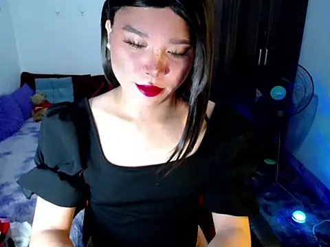 Snapshot of Urassiansweetcummer chatting on May 2026 01:26:08 AM Urassiansweetcummer online show from May 2026 01:26:08 AM