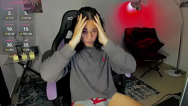 Snapshot of Maximiliano_scoott__ chatting on November 2025 06:52:02 PM Maximiliano scoott online show from November 2025 06:52:02 PM