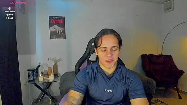 Maximiliano scoott   online show from February 2026 06:05:01 PM