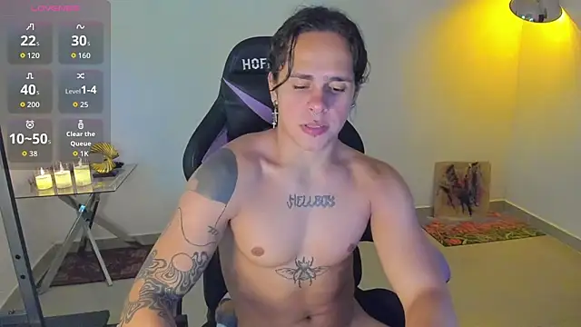 Snapshot of Maximiliano_scoott__ chatting on November 2025 10:04:02 PM Maximiliano scoott online show from November 2025 10:04:02 PM