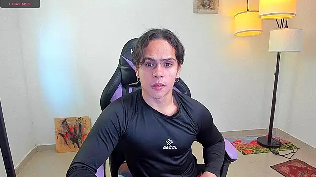 Snapshot of Maximiliano_scoott__ chatting on October 2025 06:16:01 PM Maximiliano scoott online show from October 2025 06:16:01 PM