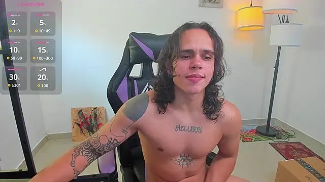 Snapshot of Maximiliano_scoott__ chatting on November 2025 07:39:01 PM Maximiliano scoott online show from November 2025 07:39:01 PM