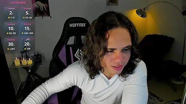 Snapshot of Maximiliano_scoott__ chatting on November 2025 08:31:01 PM Maximiliano scoott online show from November 2025 08:31:01 PM