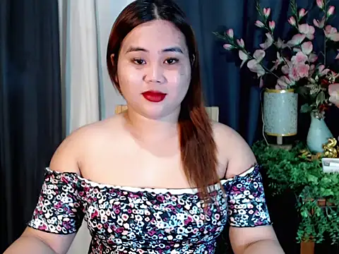 queen staceyy online show from November 2025 07:00:02 AM