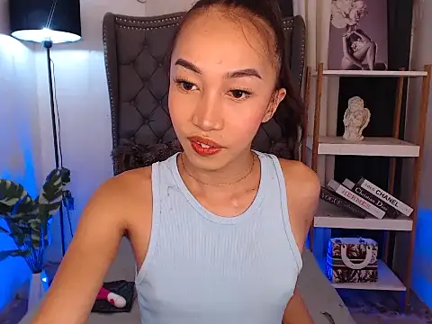 Snapshot of Sweet_kittyxx chatting on December 2025 06:45:02 AM Sweet kittyxx online show from December 2025 06:45:02 AM