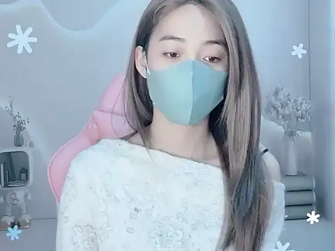 Snapshot of _KiuAnh_22 chatting on November 2025 10:45:01 PM KiuAnh 22 online show from November 2025 10:45:01 PM