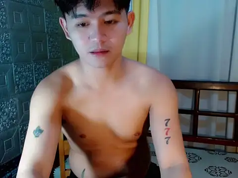 Snapshot of Albertx_Destroyer69 chatting on December 2025 03:45:01 PM Albertx Destroyer69 online show from December 2025 03:45:01 PM