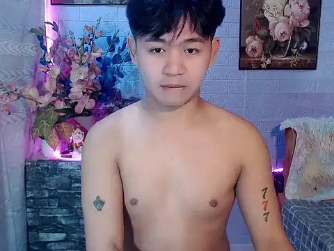Snapshot of Albertx_Destroyer69 chatting on June 2026 02:17:01 AM Albertx Destroyer69 online show from June 2026 02:17:01 AM