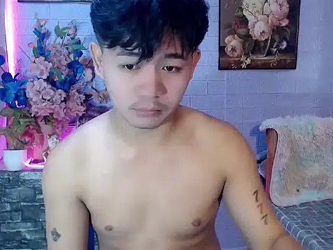 Snapshot of Albertx_Destroyer69 chatting on June 2026 01:11:02 AM Albertx Destroyer69 online show from June 2026 01:11:02 AM