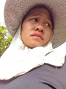 Phiphi135 online show from April 2026 02:51:01 AM