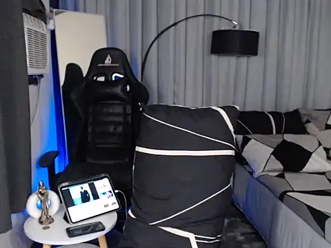 alexsuckable01 online show from July 2026 10:40:02 PM
