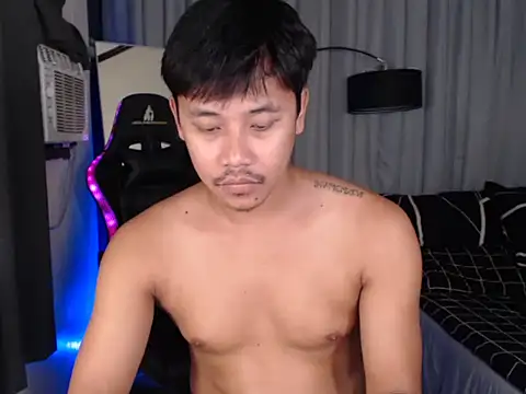 alexsuckable01 online show from April 2026 04:35:01 PM