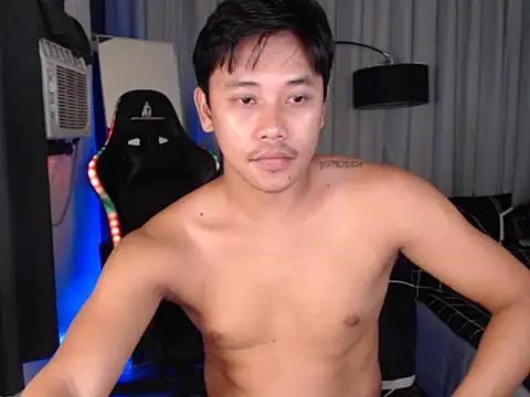 alexsuckable01 online show from April 2026 11:17:01 AM