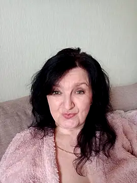 MilaSky4701 online show from April 2026 02:45:01 PM