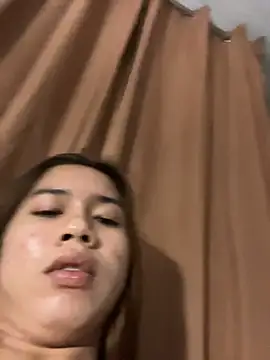 Naughtychen18 online show from January 2026 12:00:01 PM