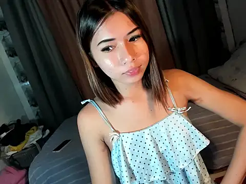 Naughtychen18 online show from November 2025 12:15:01 AM