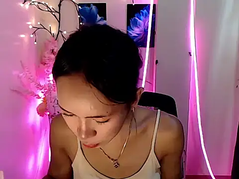 Shindoll online show from December 2025 09:09:02 AM