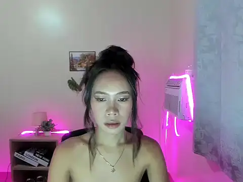 Shindoll online show from November 2025 10:40:01 AM