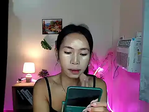 Shindoll online show from October 2025 09:41:02 AM