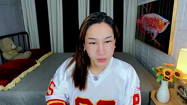 TRANSGODDESSA online show from October 2025 04:35:01 AM