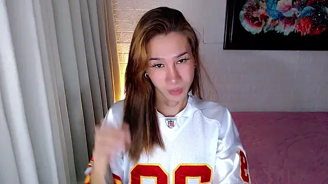 TRANSGODDESSA online show from December 2025 06:47:01 AM