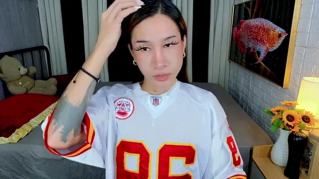 TRANSGODDESSA online show from October 2025 12:39:02 PM