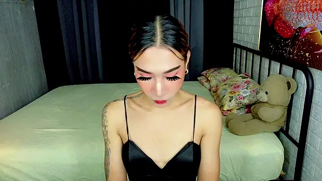 TRANSGODDESSA online show from October 2025 08:09:02 PM