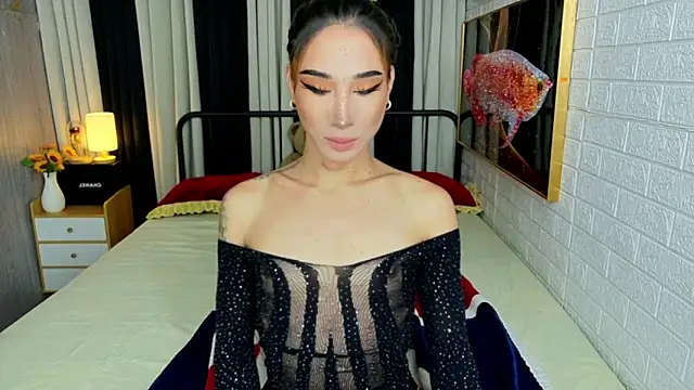 TRANSGODDESSA online show from October 2025 01:18:01 AM