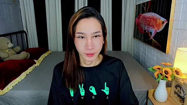 TRANSGODDESSA online show from October 2025 10:44:01 PM