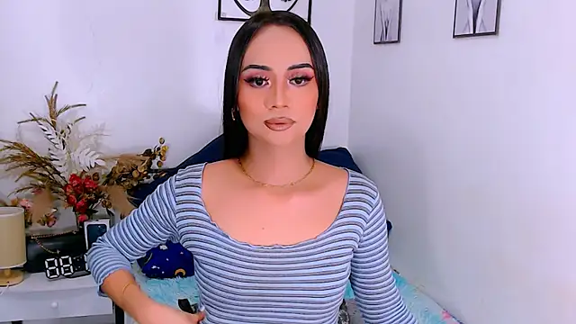 Zialustts online show from December 2025 03:49:01 PM