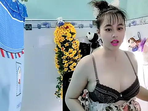 emgaixinhngoan online show from October 2025 12:00:01 AM