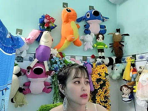 emgaixinhngoan online show from November 2025 03:04:01 PM