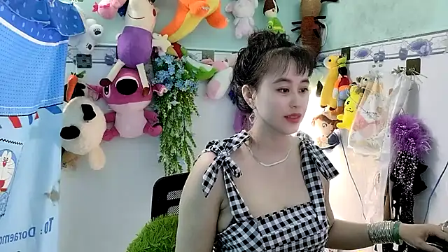 emgaixinhngoan online show from November 2025 05:17:02 AM